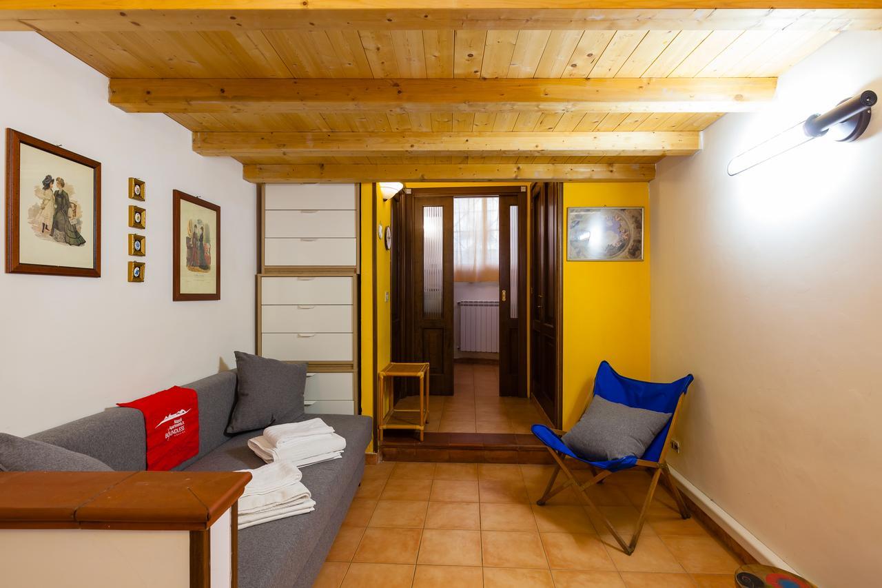 Banchi Nuovi - Bh 92 Apartment Napoli Bagian luar foto